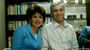 یاسین الحاج صالح و همسرش سمیرا الخلیل − سمیرا االخلیل را سلفی‌ها ربوده‌اند. از سرنوشت او خبری نیست