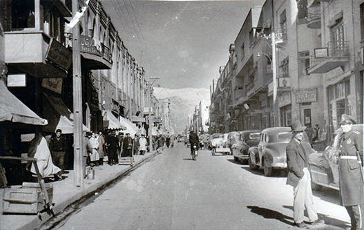 تهران، خیابان لاله‌زار، ۱۳۲۶