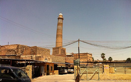 منارة الحدباء، مناره کج مسجد الجامع موصل
