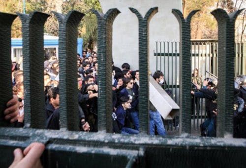 تظاهرات دانشجویان دانشگاه تهران، ۹ دی