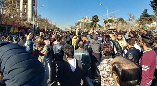 مشهد، ۷ دی، شروع تظاهرات، پیش از حمله پلیس