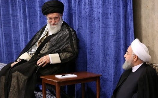 خامنه‌ای و روحانی، عکس از دفتر اطلاع رسانی آیت الله خامنه‌ای