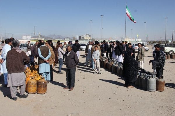 صف دریافت گاز در بلوچستان