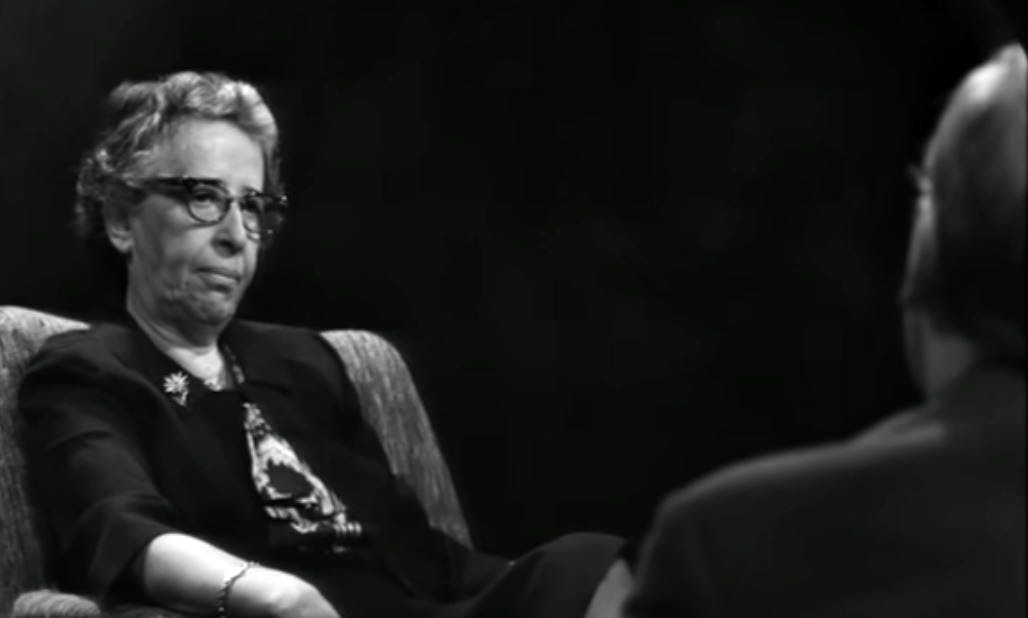هانا آرنت، برگرفته از ویدئوی مصاحبه گونتر گاوس با او در سال ۱۹۶۴