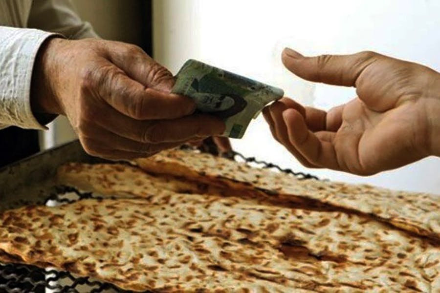 اردیبهشت ۱۴۰۱: موضوع روز در ایران گران‌تر شدن نان است