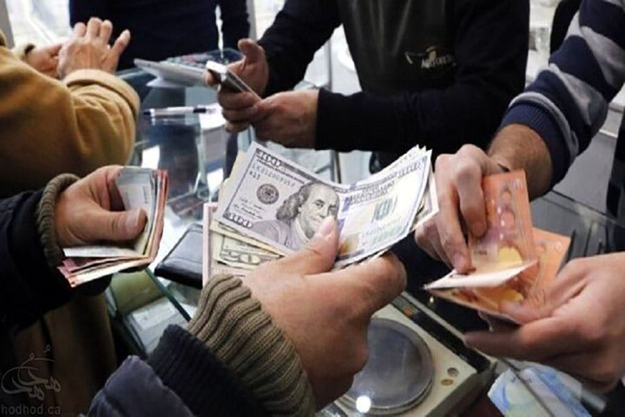 دلار کانون واقعی اقتصاد جمهوری اسلامی است. مقصد پول در ایران تبدیل شدن به دلار است. و دلار هر چه مطلوب‌تر باشد، به همان نسبت گران‌تر می‌شود