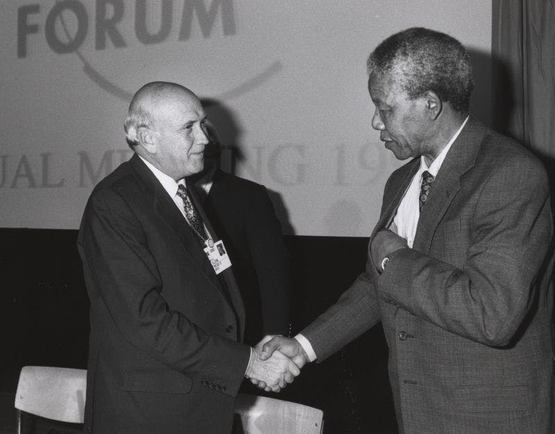 فردریک کلرک و نلسون ماندلا در اجلاس اقتصادی داووس