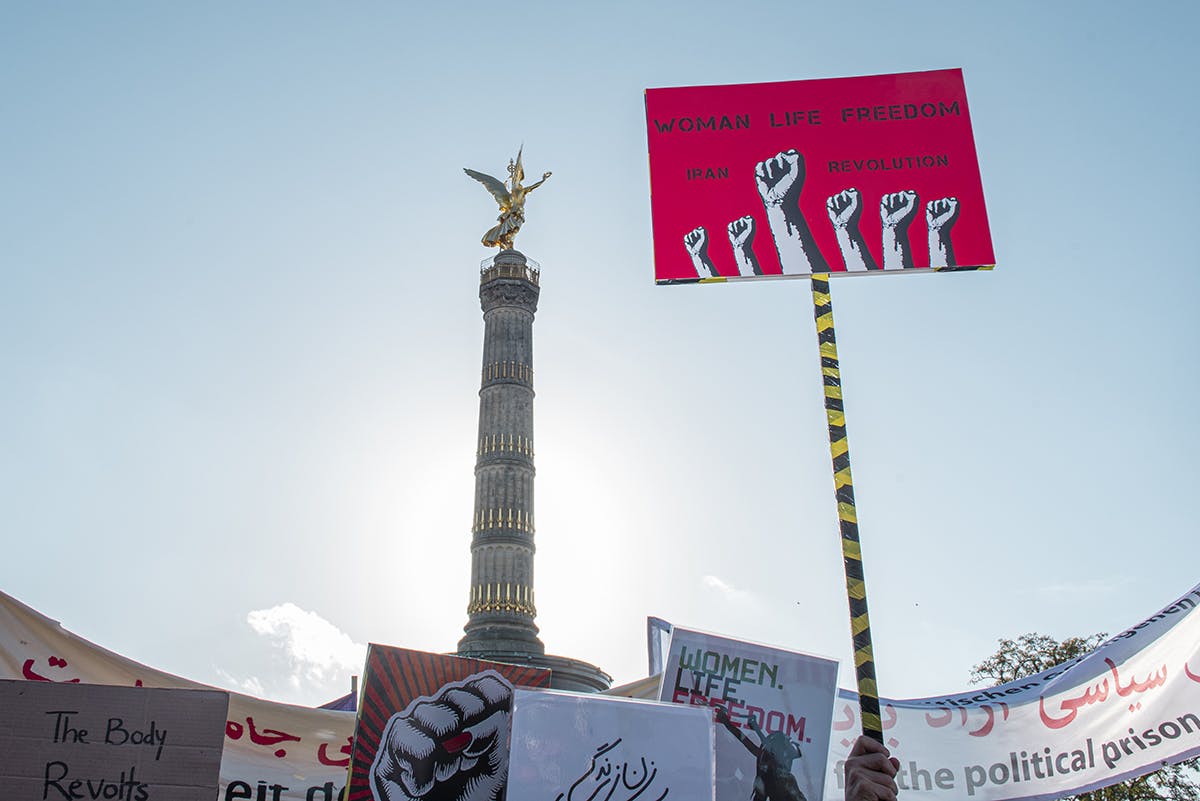 برلین، ۲۲ اکتبر، تجمع در حمایت از اعتراضات سراسری ایران