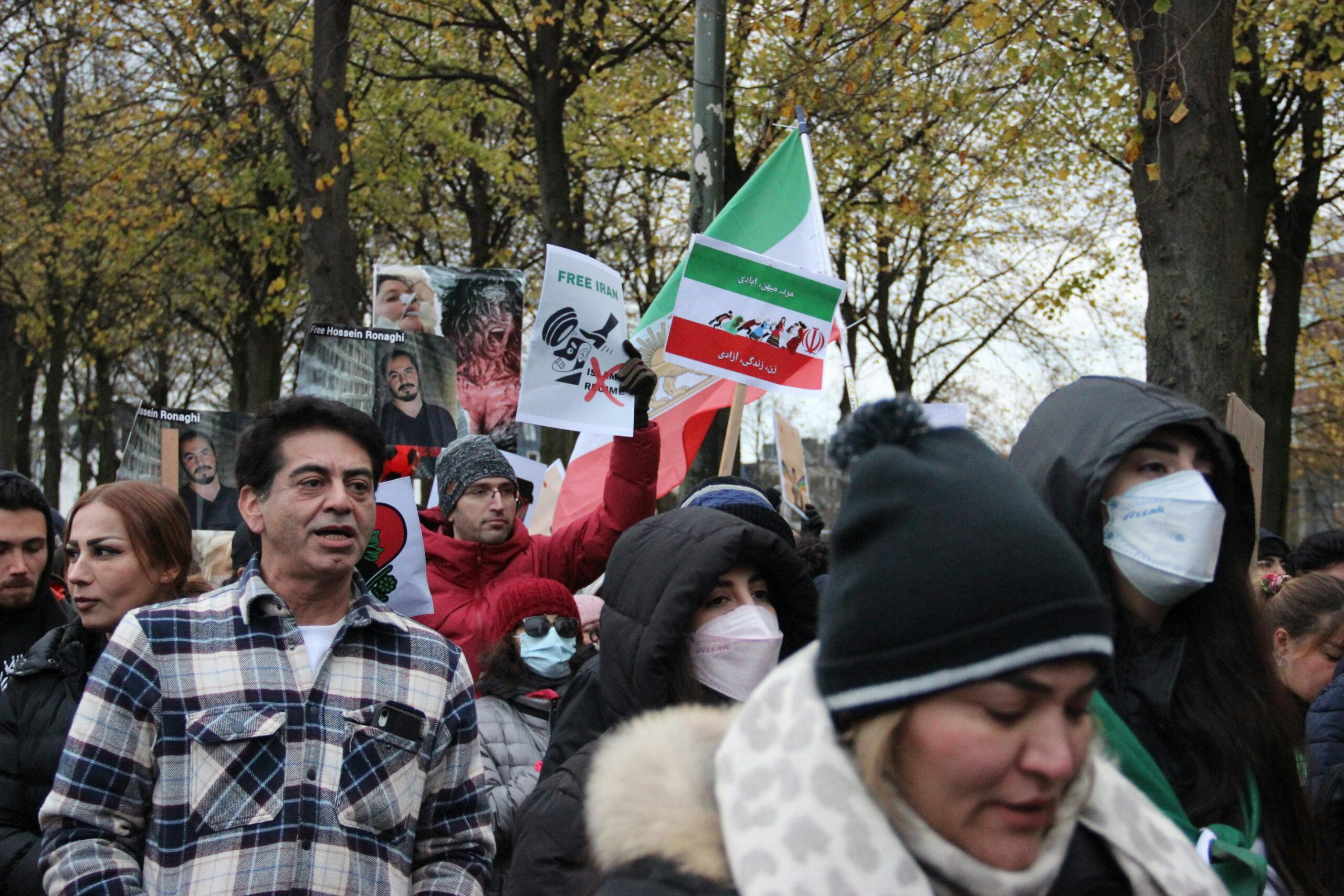 تجمع ایرانیان ساکن هلند شنبه ۱۹ نوامبر۲۰۲۲