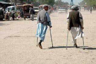افغانستان: برآورد می‌شود که ۱۵ درصد جمعیت معلول باشند − عکس از اطلاعات روز افغانستان