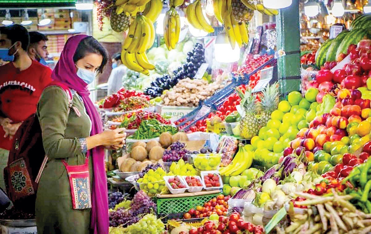 تصویری از بازار میوه_ افزایش قیمت خرید را کاهش داده است. عکس: آرشیو
