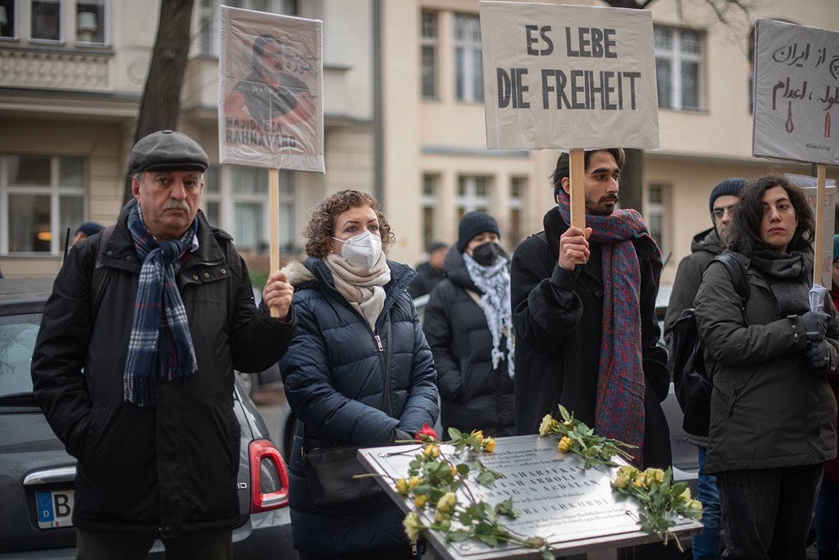 «علیه سرکوب، برای مقاومت» در برلین ــ عکس: بابک بردبار