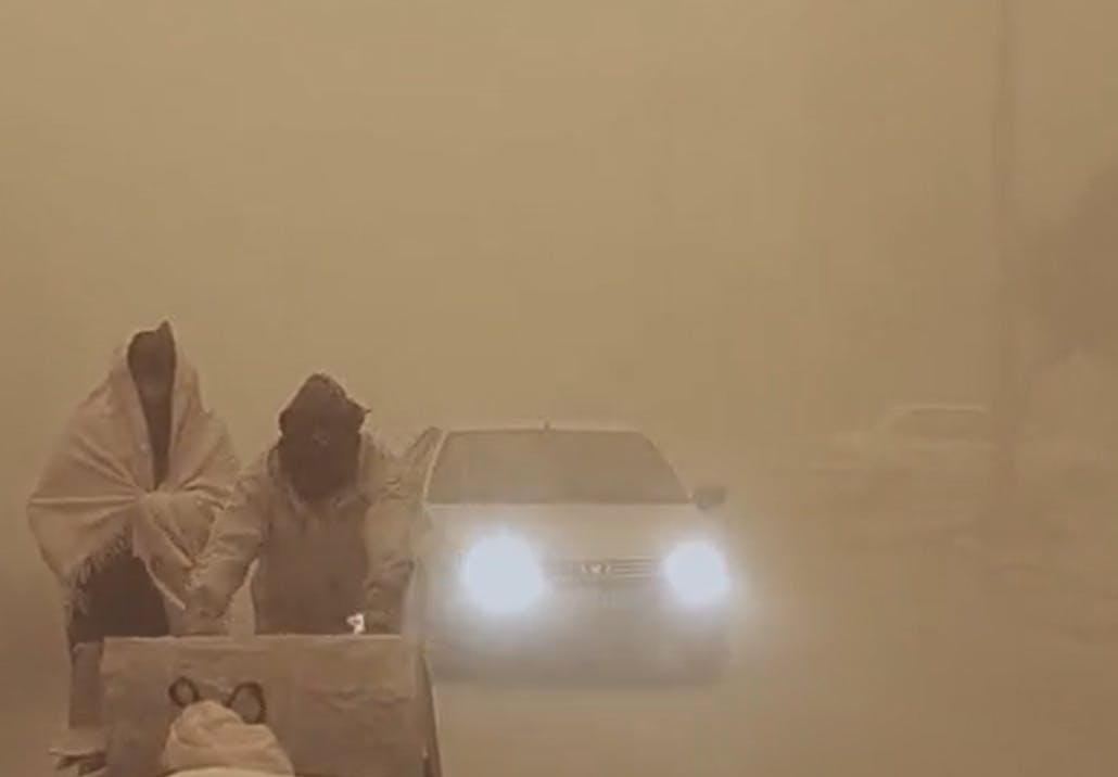 طوفان گردوغبار در زابل، دی ۱۴۰۱ ــ عکس: از ویدئویی در ایسنا