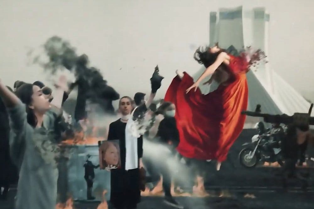نمایی از ویدیوی «زن، زندگی، آزادی، صدای مردم ایران باش»