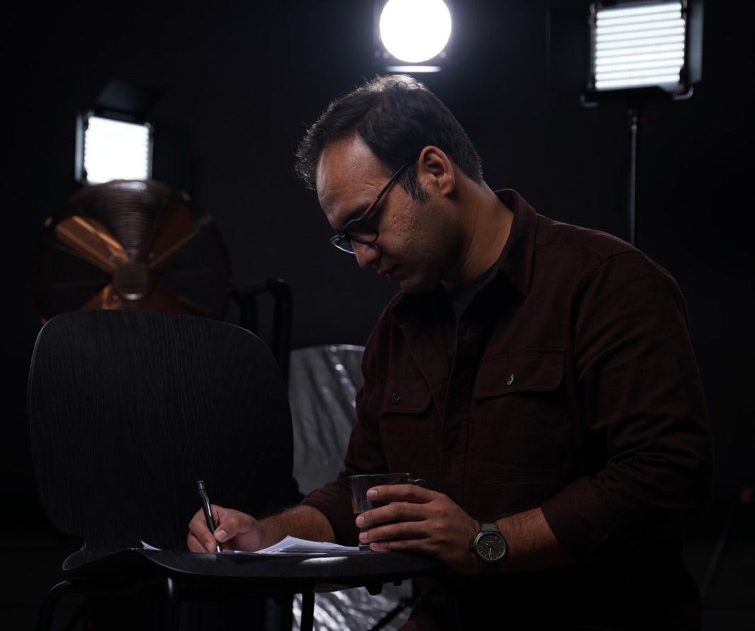 امین پوربرقی، فیلمساز (عکس: رادیو زمانه)