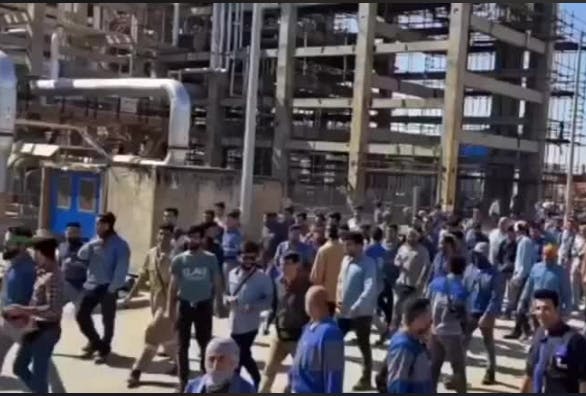 اعتصاب کارگران پروژه‌ای پالایشگاه آبادان - اول اردیبهشت ۱۴۰۲