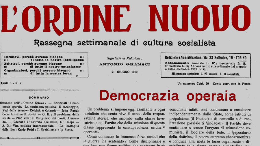 تصویری از «عصر جدید» گرامشی که روی آن نوشته «دموکراسی کارگران» ــ عکس: www.sitocomunista.it
