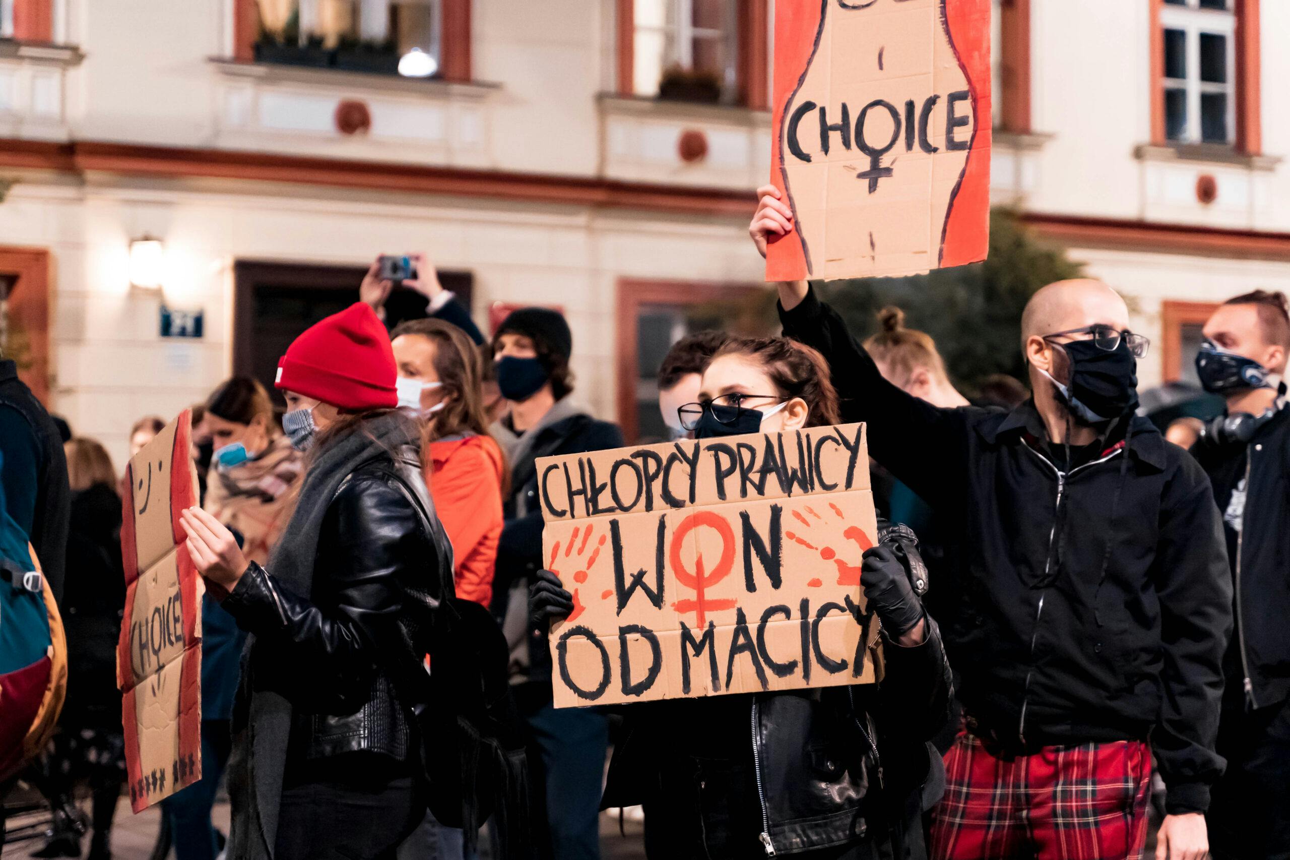 اعتراض به ممنوعیت سقط جنین در لهستان، سوم اکتبر ۲۰۲۰ ــ عکس: شاتراستاک