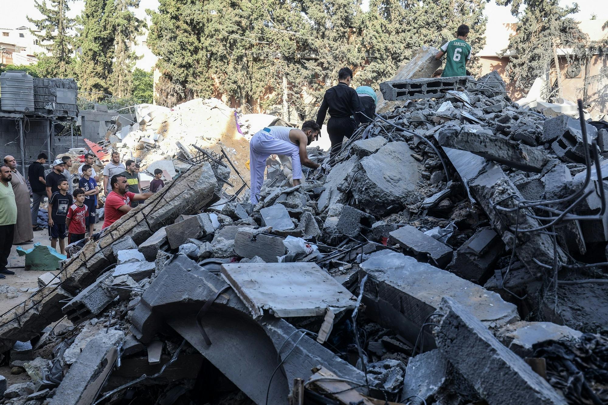 پس از بمباران رفح به دست اسرائیل، ۱۵ اکتبر ــ عکس: Shutterstock