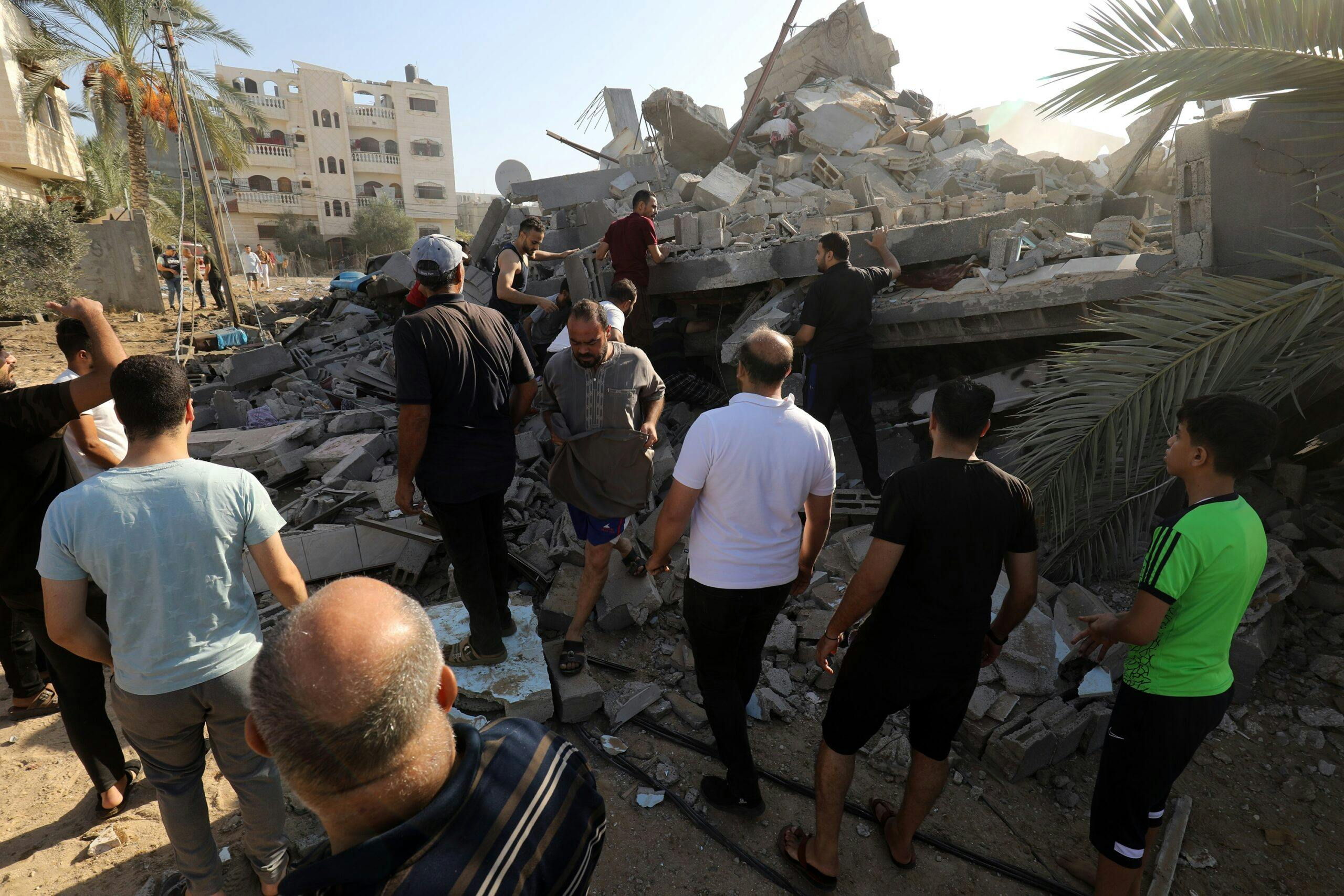 تصویر از شاتراستاک: هزاران خانه در نخستین هفته جنگ حماس و اسرائیل ویران شده‌اند.