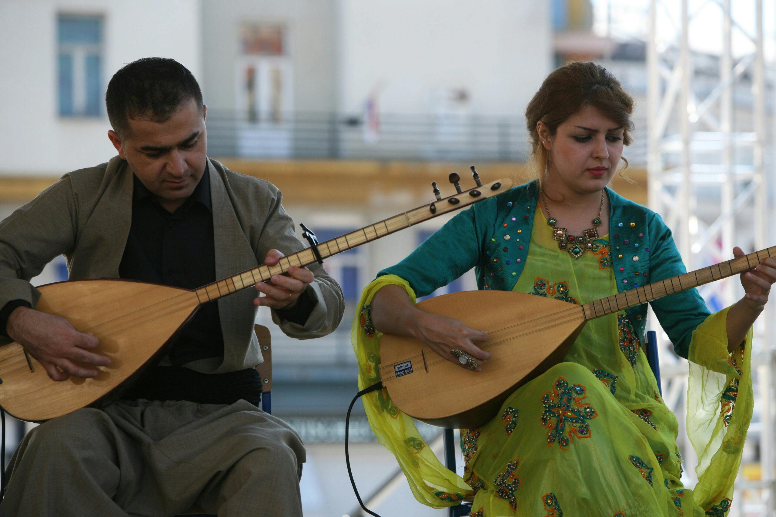 ملت کرد از قدیمی‌ترین ملت‌های خاورمیانه‌اند و موسیقی کردی هم بیانگر تاریخ، رسومات و باورهای این مردم است. (عکس: شاتراستاک)