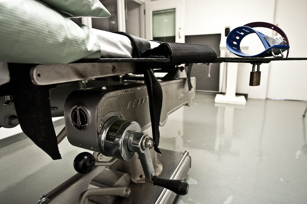 تصویری از تخت اعدام - عکس از Josh Rushing