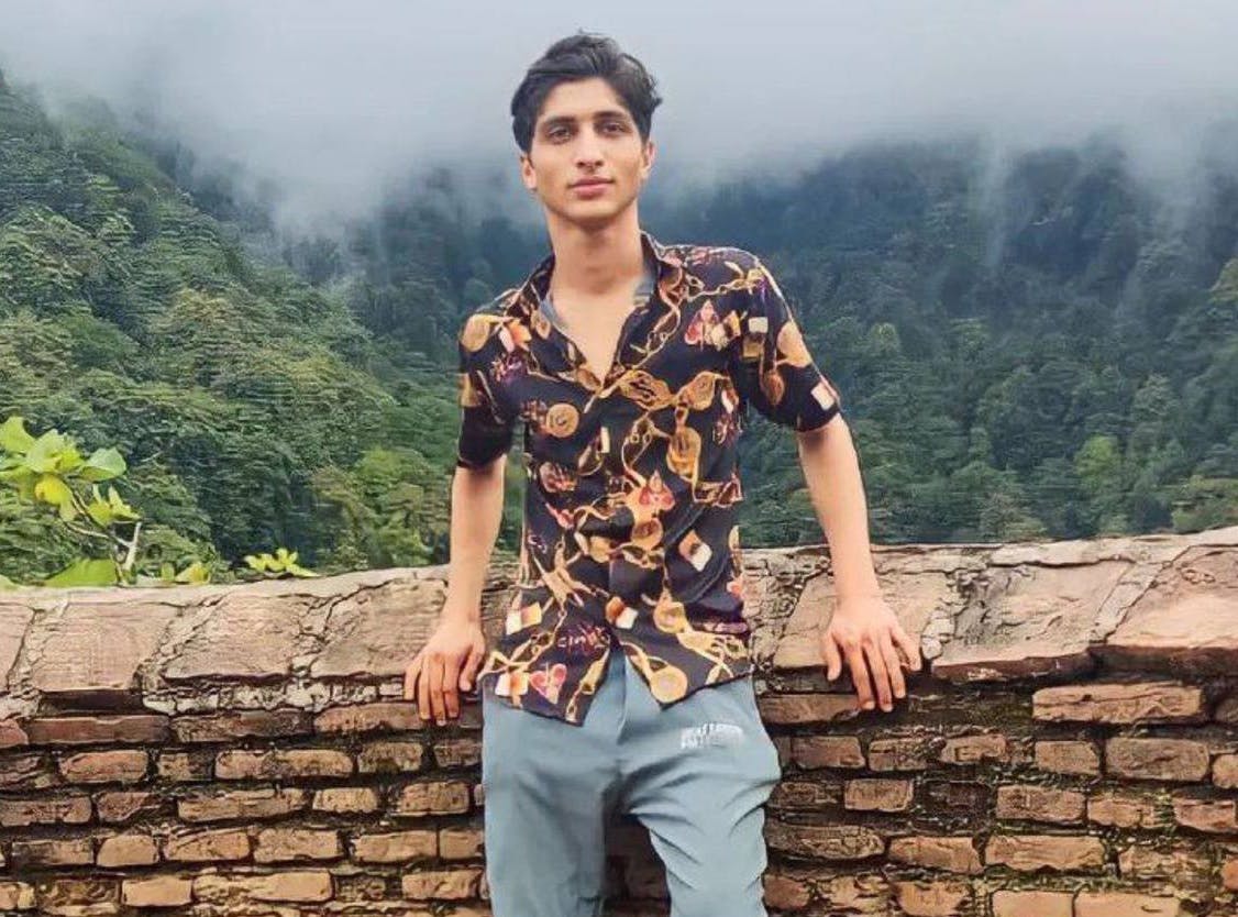 سپهر شیرانی، دانشجوی بلوچ ۱۲ بهمن در بازداشتگاه اطلاعات سپاه زاهدان جان باخت.