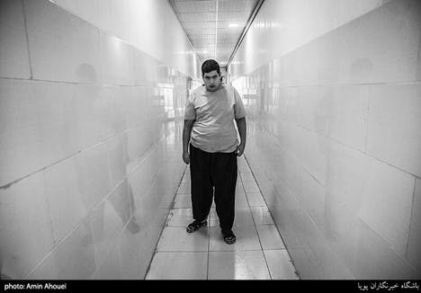 از مجموعه عکس امین آهوئی از یک آسایشگاه ویژه معلولان