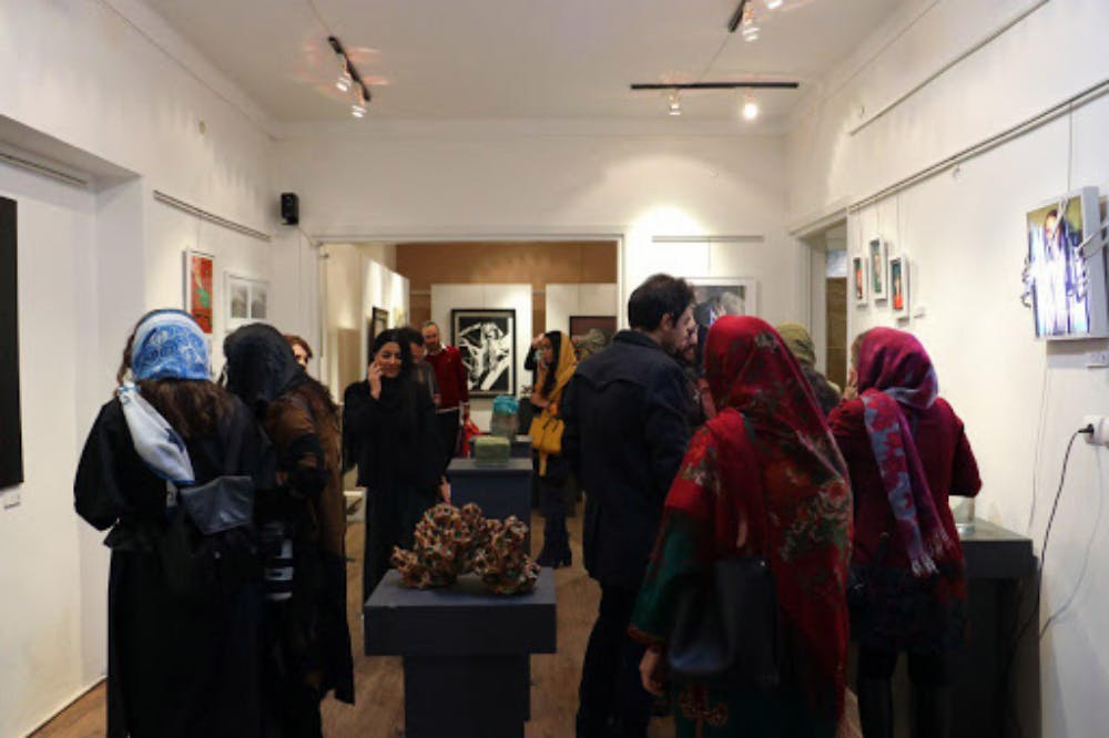 گالری‌داری در تهران به عنوان یک کسب و کار