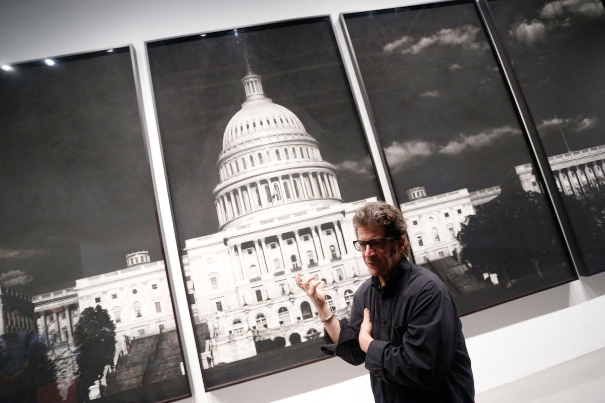 ۱۰ مه ۲۰۱۴ نیویورک: رابرت لانگو، هنرمند آمریکایی در یک گالری در نیویورک (عکس: خبرگزاری فرانسه)